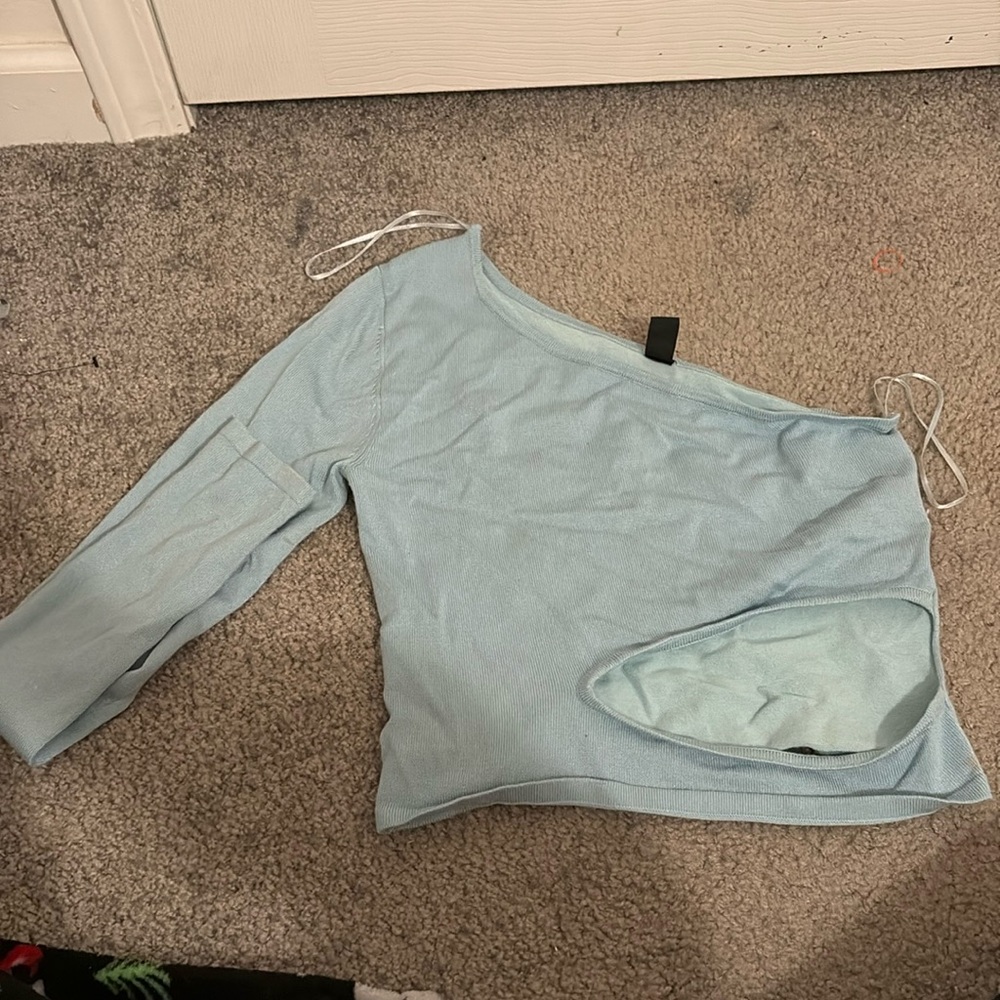 blue long sleeve cut out top